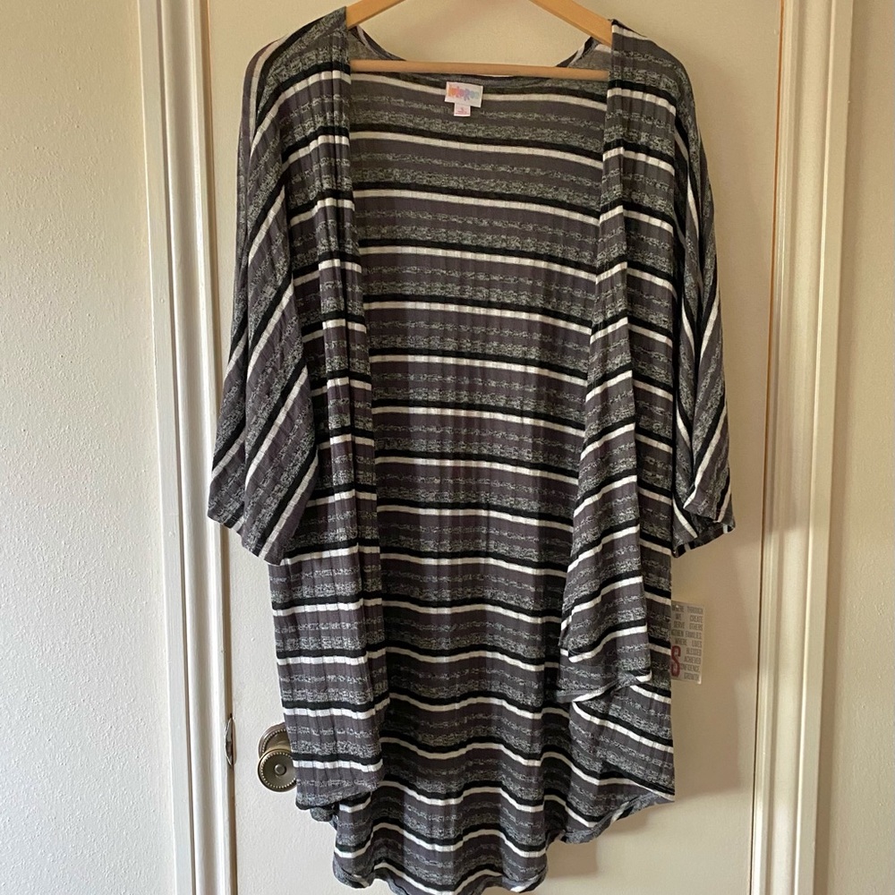Soft Small Women’s Lularoe Lindsay Cardigan
